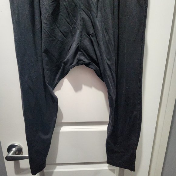 Black Lululemon Parashoot Pants Size 10 - Picture 3 of 8